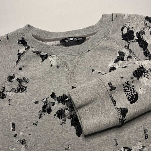 The North Face Tops - The‎ North Face Crewneck Sweatshirt Womens Small Floral Terry in Grey Black